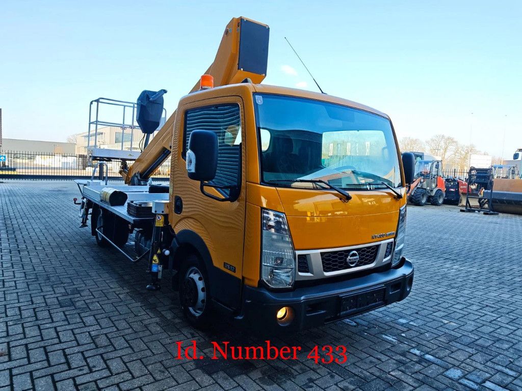 Nissan 35.12 NT400 GSR E179T