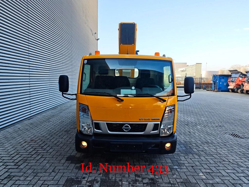 Nissan 35.12 NT400 GSR E179T