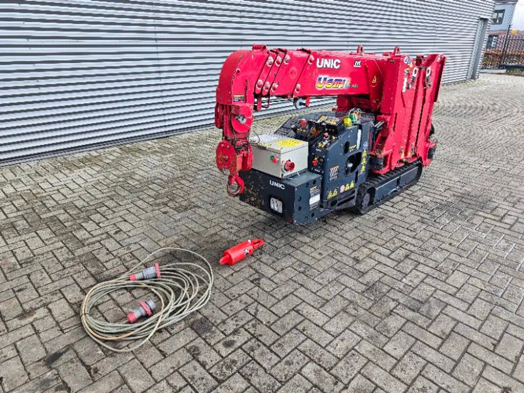 UNIC URW 295 CDMER