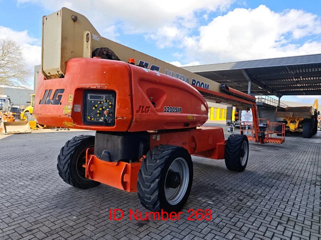 JLG 1200 SJP