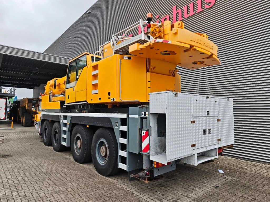 Liebherr LTM 1090-4.1 8x8