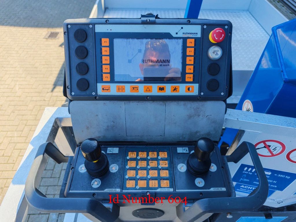 MAN 4x2 Ruthmann T230.1
