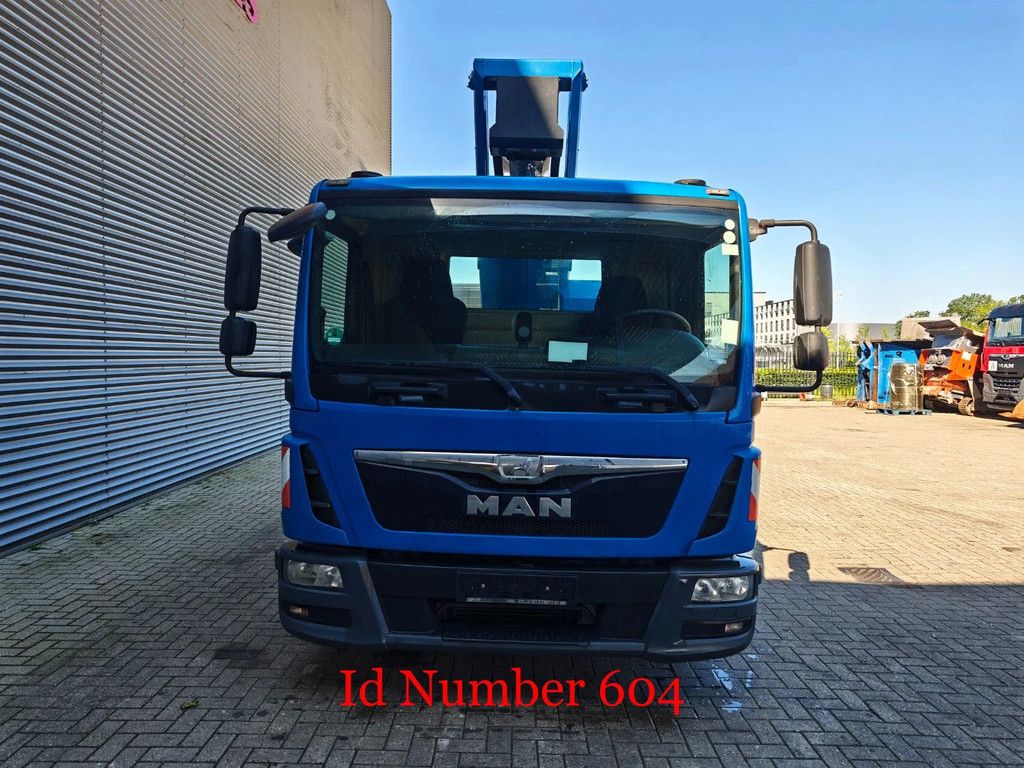 MAN 4x2 Ruthmann T230.1
