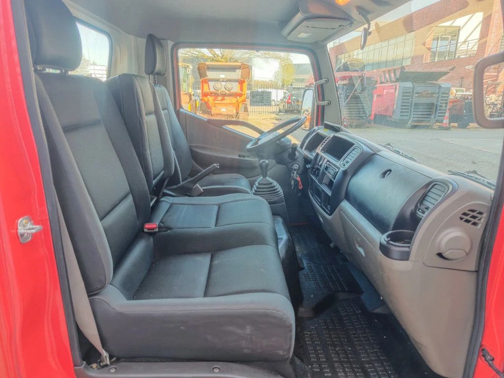 Nissan 35.12 NT400 Multitel MJ201