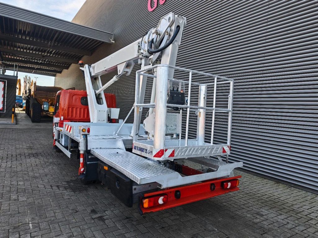 Nissan 35.12 NT400 Multitel MJ201