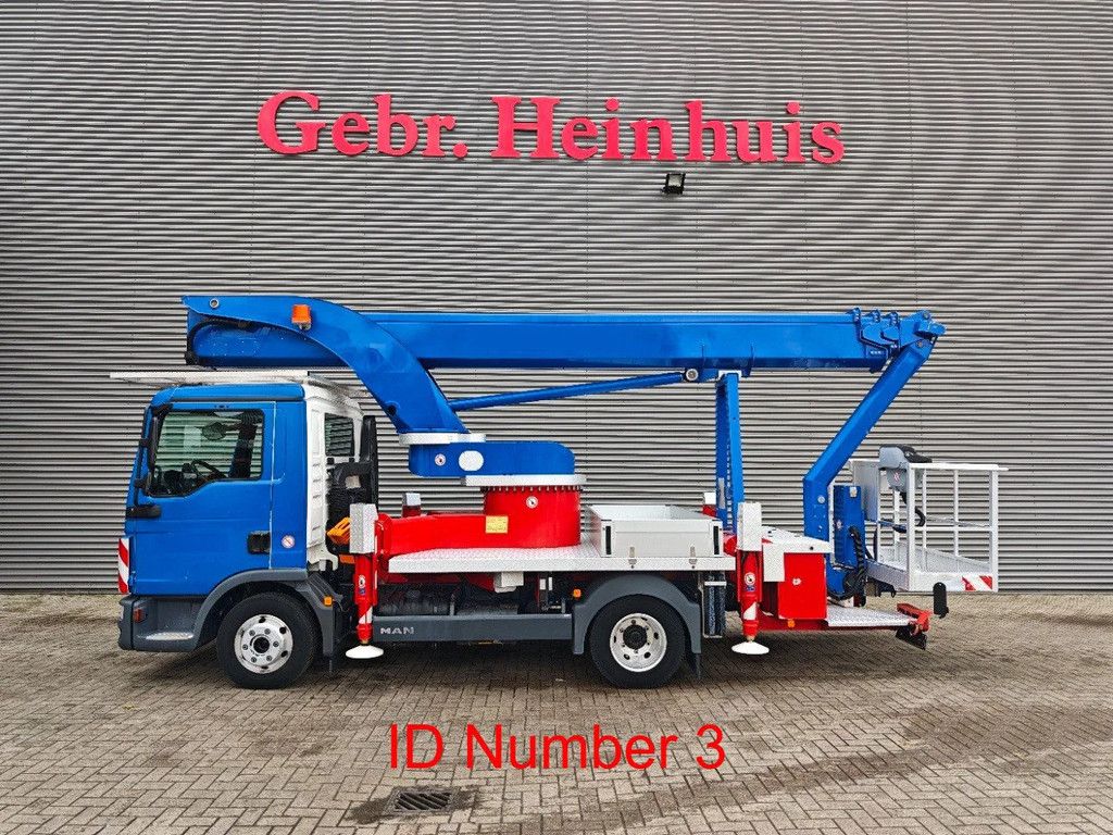 MAN 4x2 Palfinger P300KS