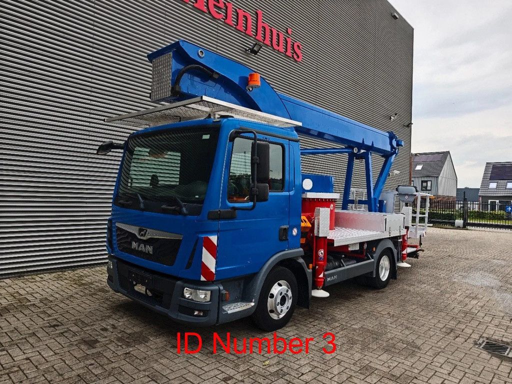 MAN 4x2 Palfinger P300KS