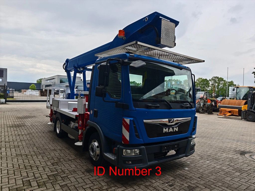 MAN 4x2 Palfinger P300KS