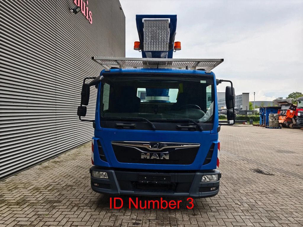 MAN 4x2 Palfinger P300KS
