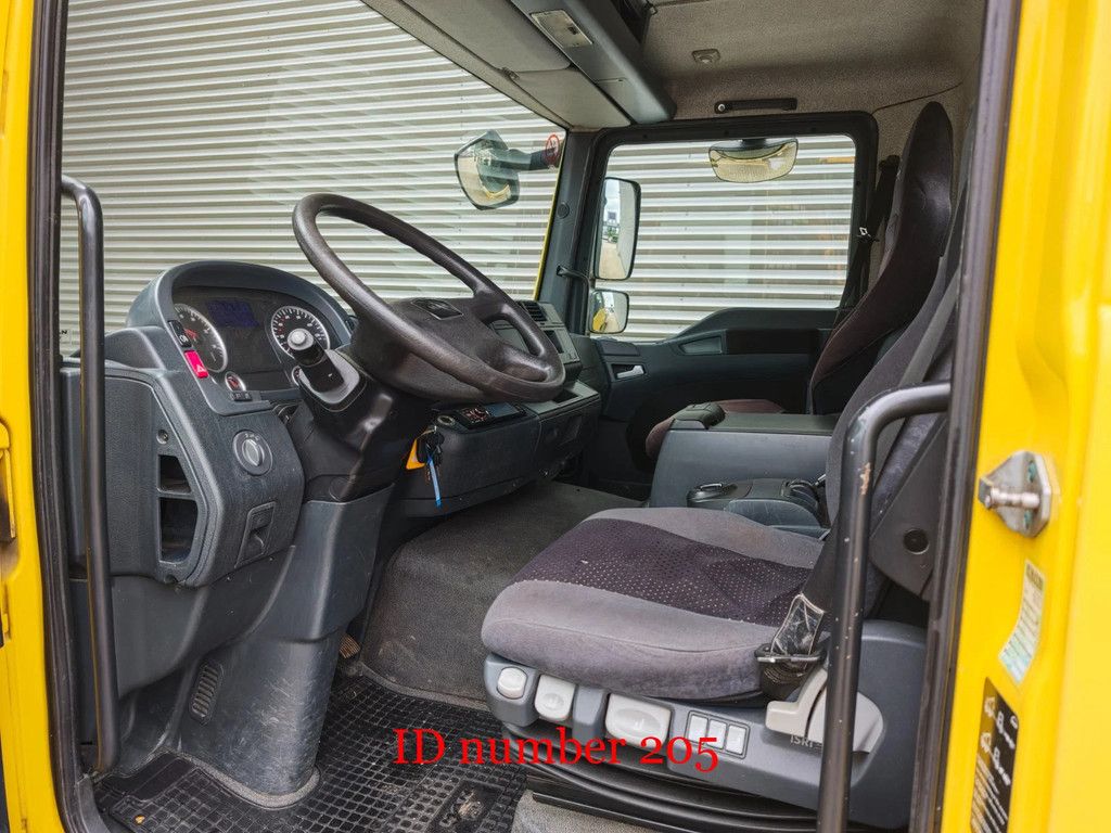 MAN 4x2 Palfinger P300KS