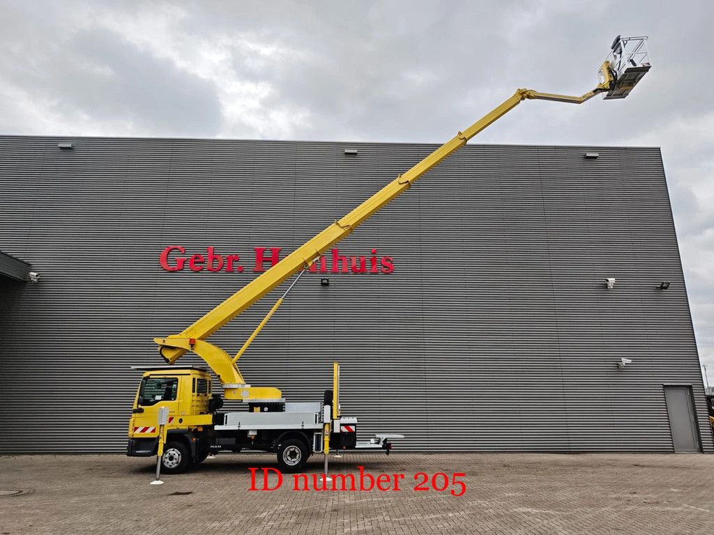 MAN 4x2 Palfinger P300KS