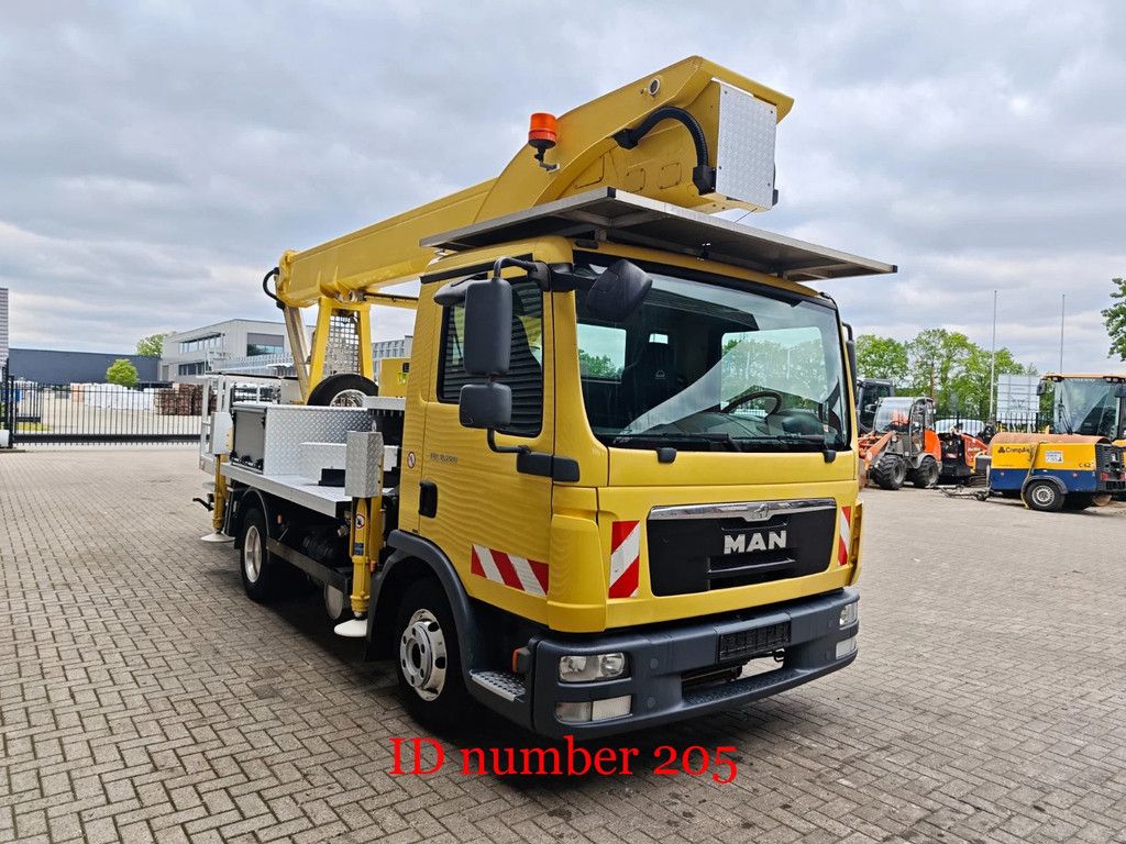 MAN 4x2 Palfinger P300KS