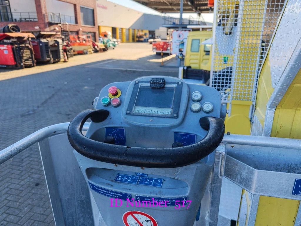 MAN 4x2 Palfinger WT 300