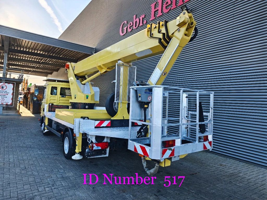 MAN 4x2 Palfinger WT 300