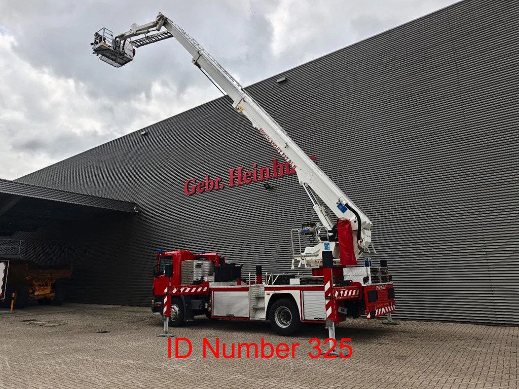 Scania G 340 4x2 Bronto Skylift F27HDT 2000
