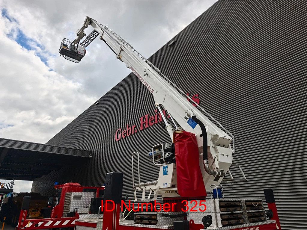 Scania G 340 4x2 Bronto Skylift F27HDT 2000