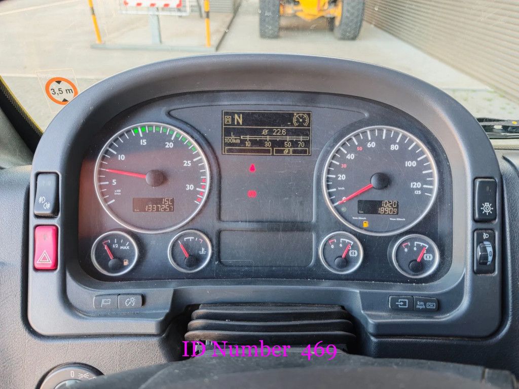 MAN 4x2 Palfinger WT 300