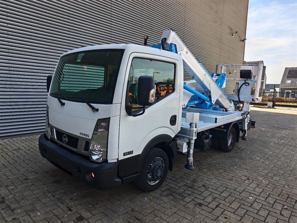 Nissan 35.13 NT400 Multitel MX210