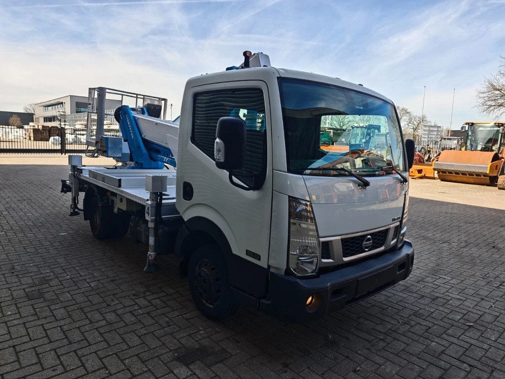 Nissan 35.13 NT400 Multitel MX210