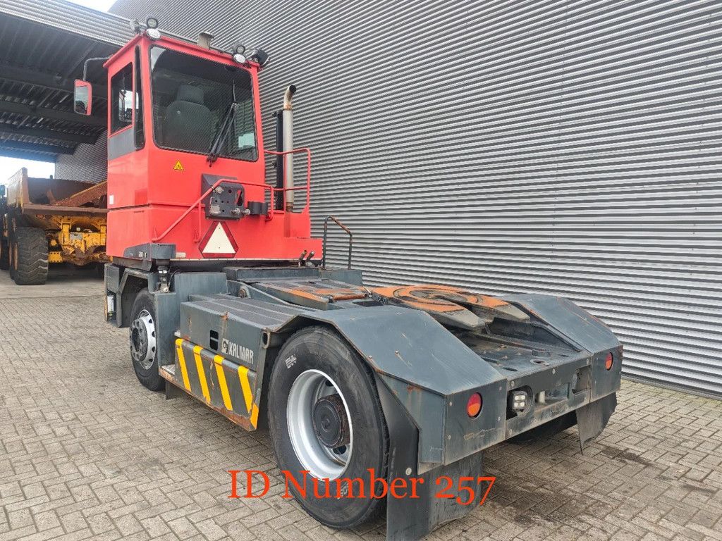 Kalmar 4x4 High Cabin!