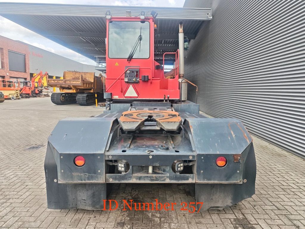 Kalmar 4x4 High Cabin!
