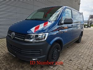 Volkswagen Caravelle 2.0 TDI 8 Persons!
