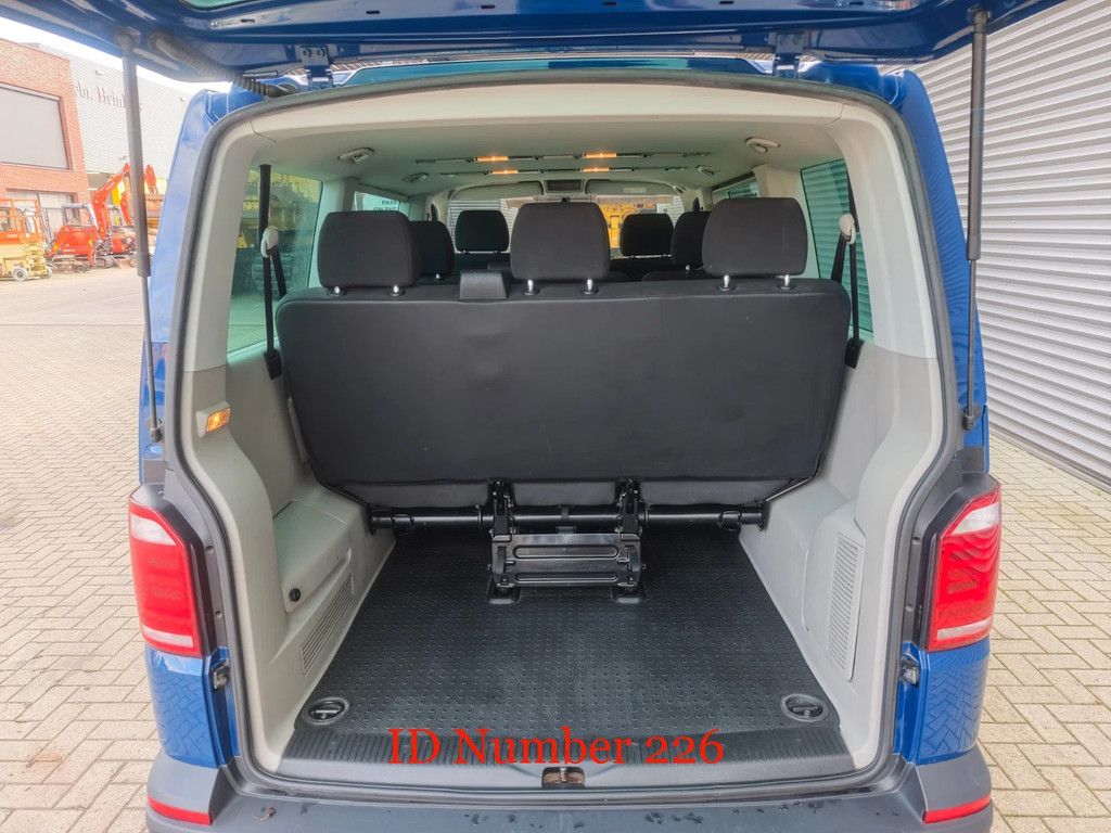 Volkswagen Caravelle 2.0 TDI 8 Persons!