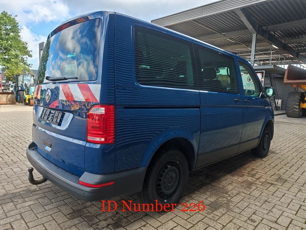 Volkswagen Caravelle 2.0 TDI 8 Persons!