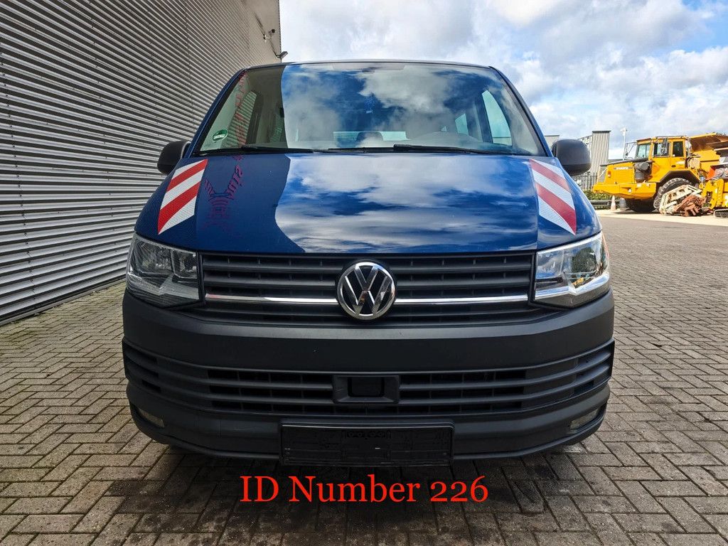 Volkswagen Caravelle 2.0 TDI 8 Persons!
