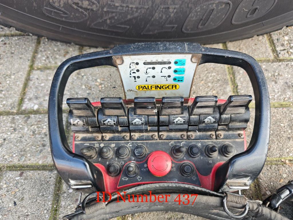 Volvo 6x2 Palfinger PK 44002