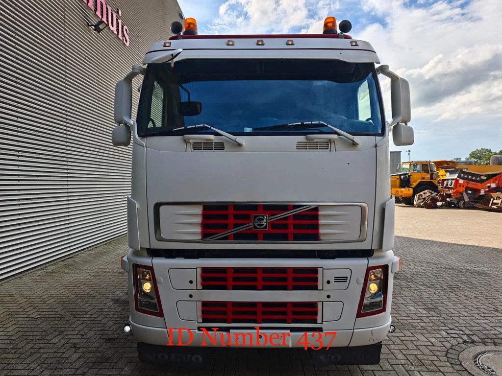 Volvo 6x2 Palfinger PK 44002