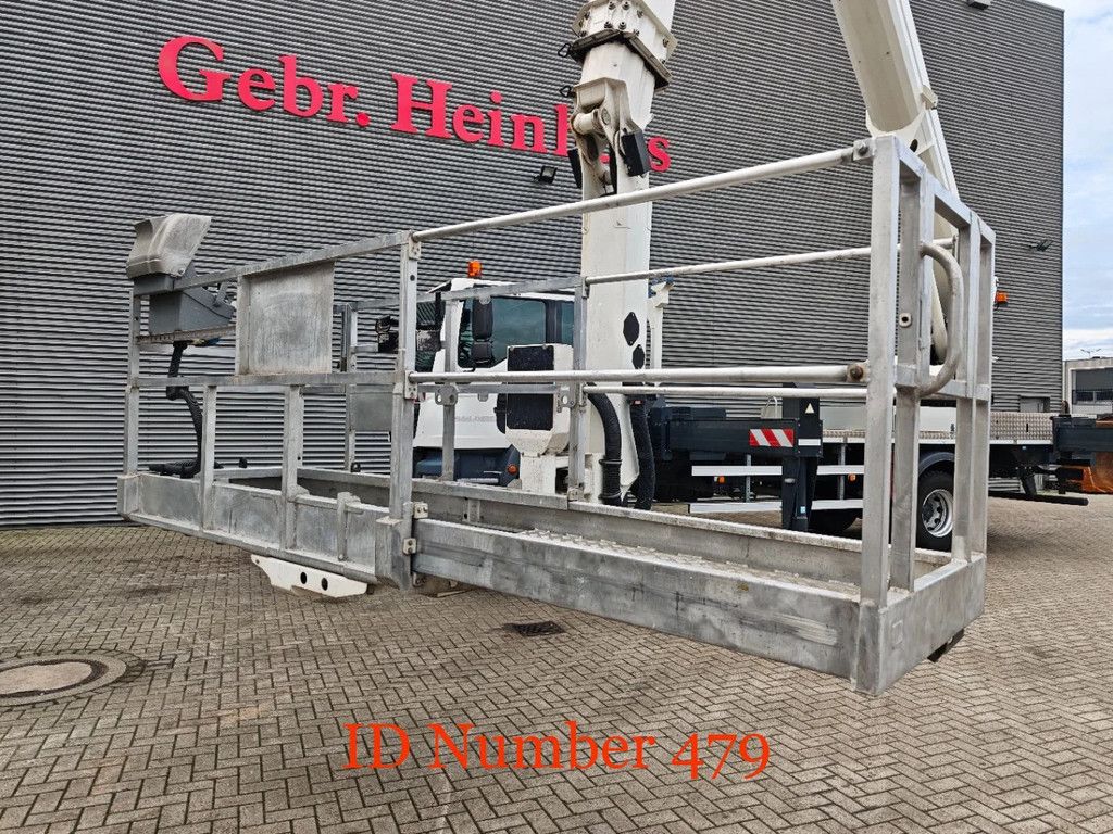 MAN 4x2 Ruthmann T460