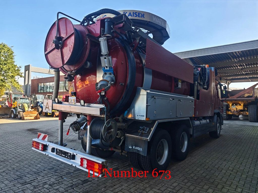 Mercedes-Benz 6x4 Kaiser Aquastar 11.000 Liter