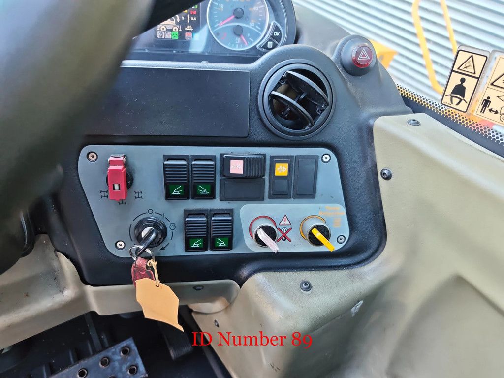 Dieci Pegasus 60.16 Radio Remote Wich Grab!