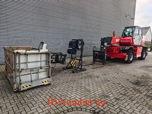 Manitou + Privilege Radio Remote Forks Winch Basket!