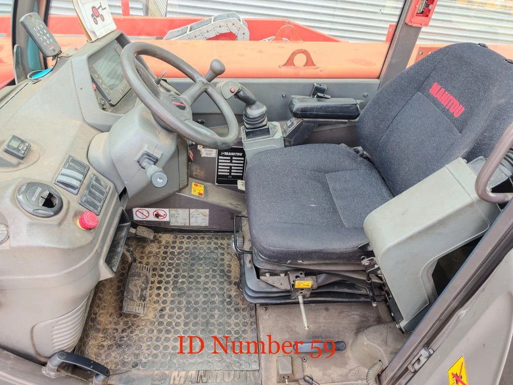 Manitou + Privilege Radio Remote Forks Winch Basket!