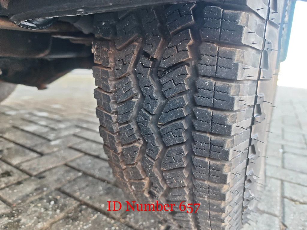 Toyota 4x2 Klaas Shorty 25