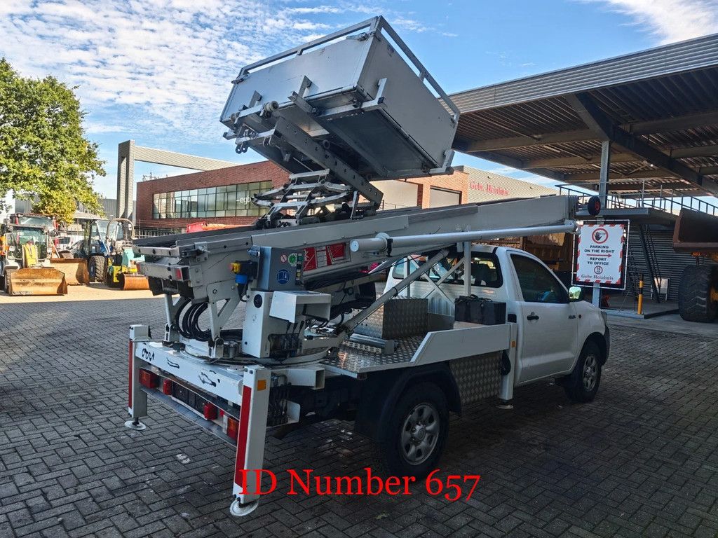 Toyota 4x2 Klaas Shorty 25