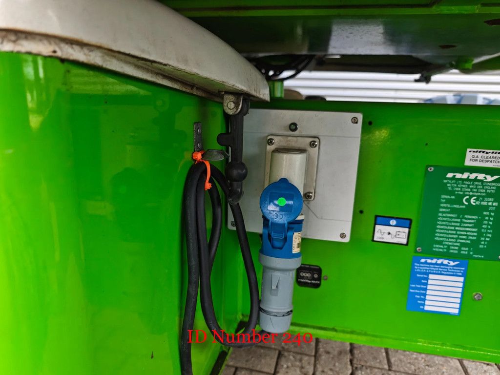 Niftylift HR 21 Hybrid AWD